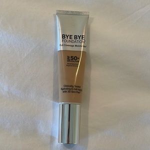 IT Cosmetics Bye Bye Foundation Neutral Medium